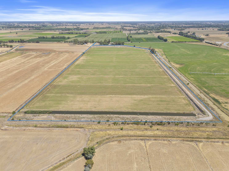 Click to view all images 1372 Sandmount Road Katunga VIC 3640 - Image 2