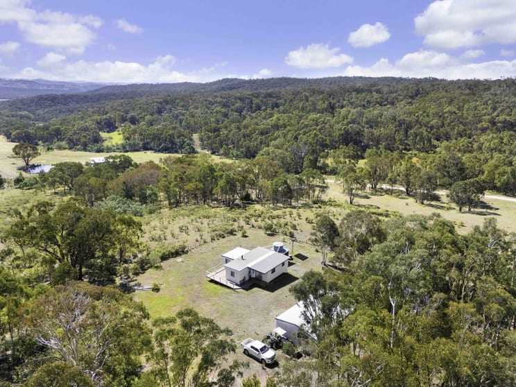 Click to view all images 4/ Millsvale Road Crookwell NSW 2583 - Image 2