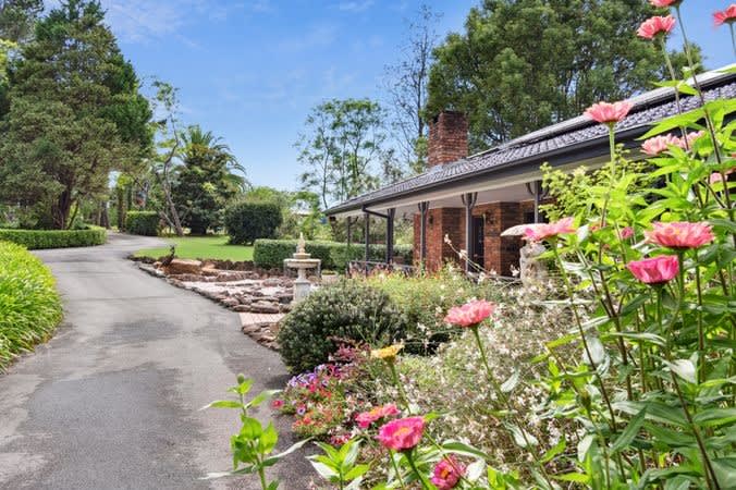 Click to view all images 55 Arcadian Road Kurrajong NSW 2758 - Image 1