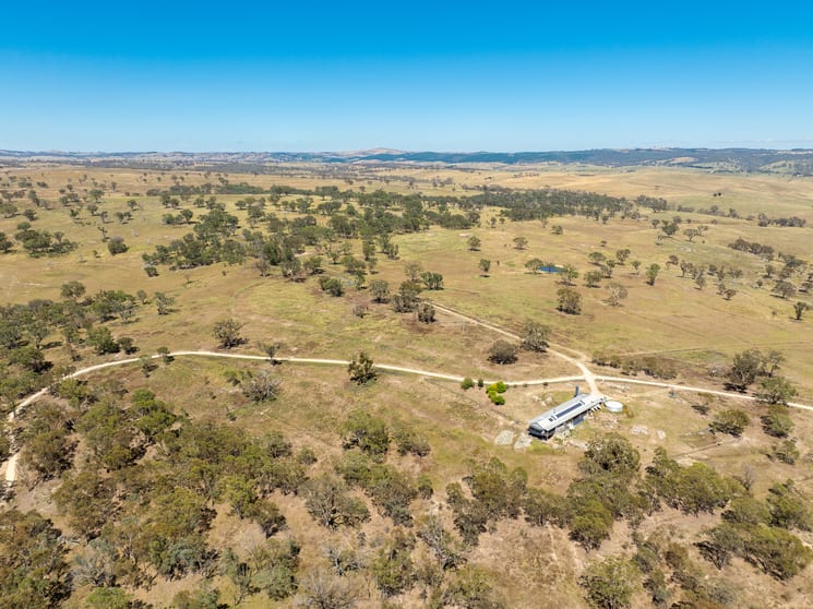 Click to view all images 1583 Mid Western Highway Evans Plains NSW 2795 - Image 1