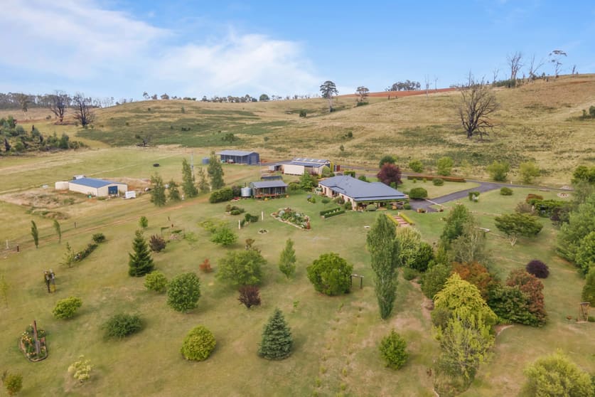 Click to view all images 6121 Castlereagh Highway Running Stream NSW 2850 - Image 1