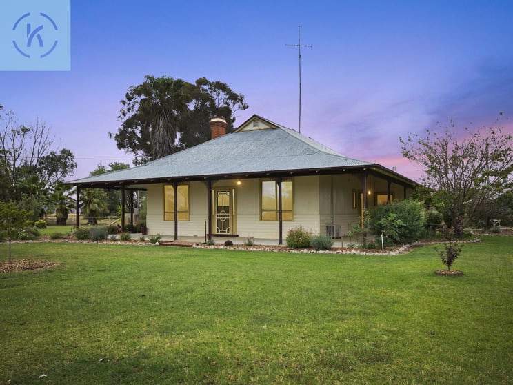 Click to view all images 1040 Newell Highway Tocumwal NSW 2714 - Image 1