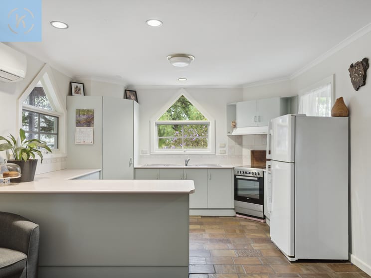 Click to view all images 1040 Newell Highway Tocumwal NSW 2714 - Image 3