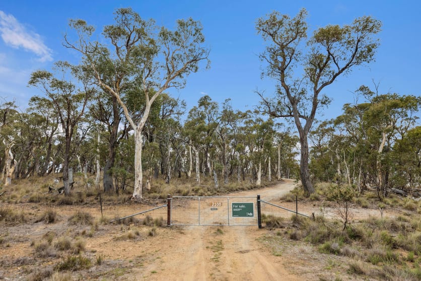 Click to view all images 2100 Shannons Flat Road Cooma NSW 2630 - Image 2