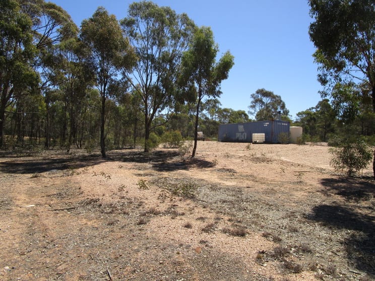 Click to view all images 37 Kay Road St Arnaud VIC 3478 - Image 1