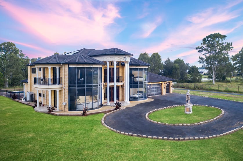 Click to view all images 1012-1088 Waterford Tamborine Road Logan Village QLD 4207 - Image 2