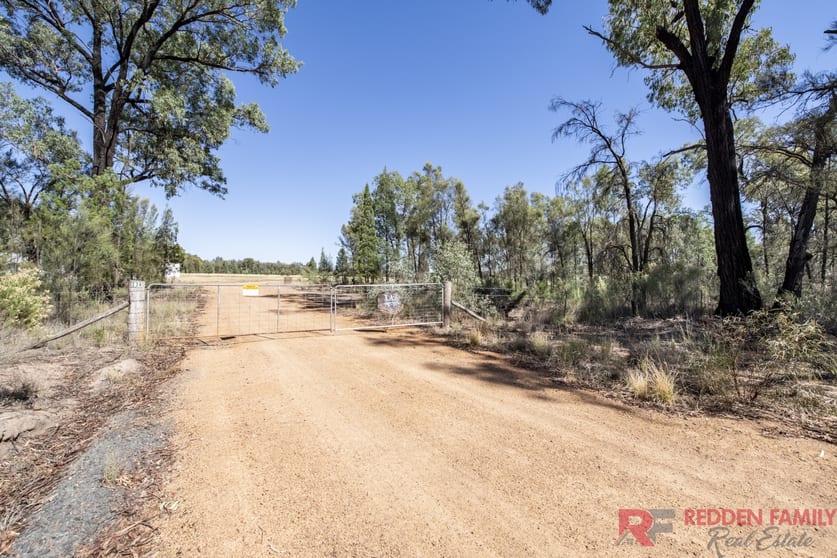 Click to view all images 33R Lagoon Creek Road Minore NSW 2830 - Image 2