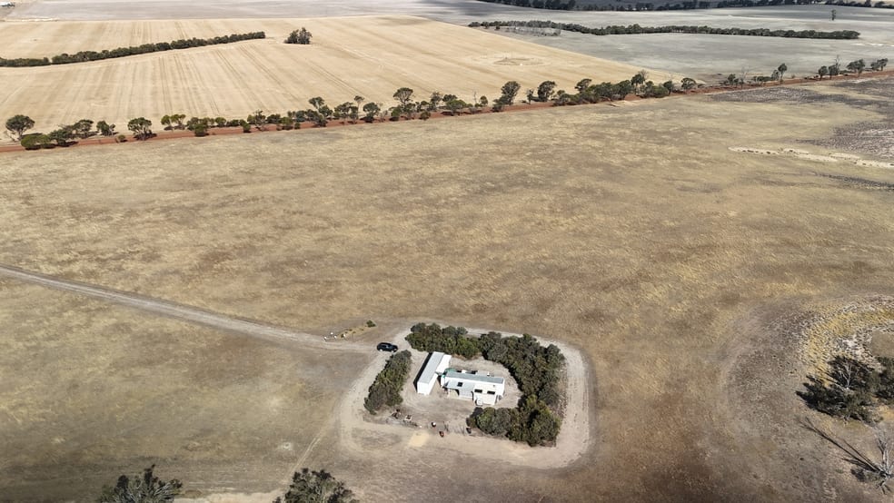 Click to view all images 1913 South Greenhills Road Tambellup WA 6320 - Image 2