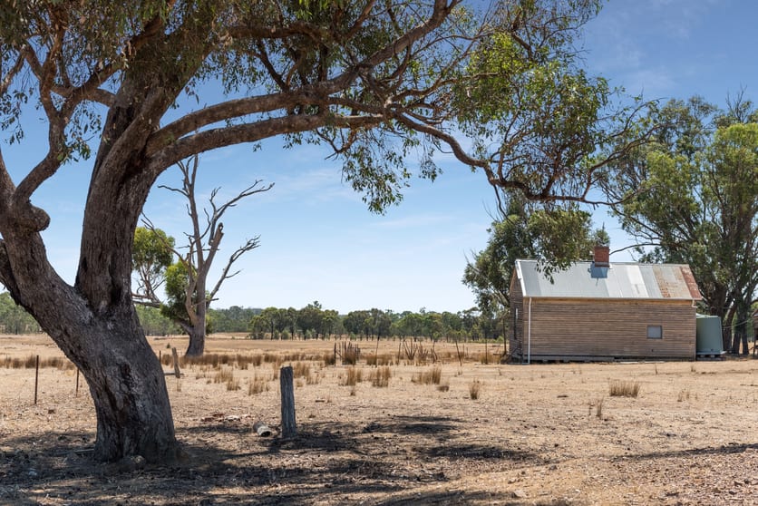 Click to view all images 546 Heathcote-Rochester Road Heathcote VIC 3523 - Image 2