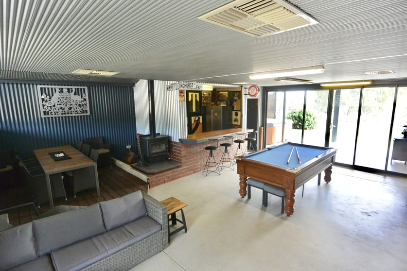 Click to view all images 2130 Top Beverley Road York WA 6302 - Image 3