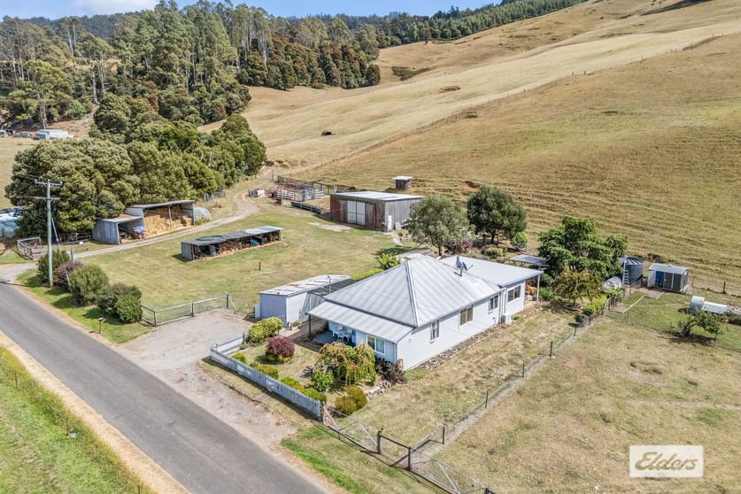 Click to view all images 160 Lowana Road Gunns Plains TAS 7315 - Image 2