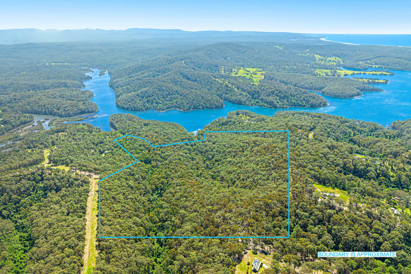 Click to view all images 100 Hobbs Point Road Narooma NSW 2546 - Image 1
