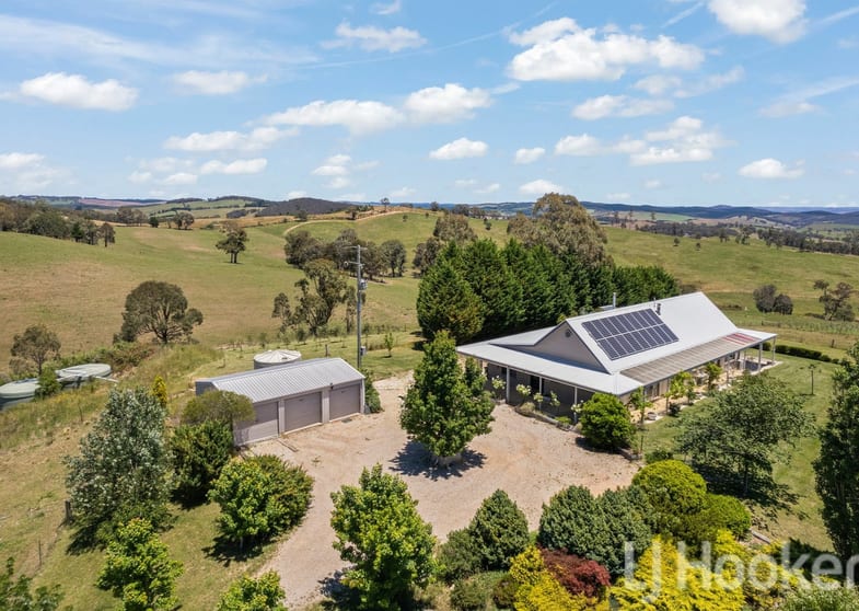 Click to view all images 262 Faugha Ballaugha Road Oberon NSW 2787 - Image 1