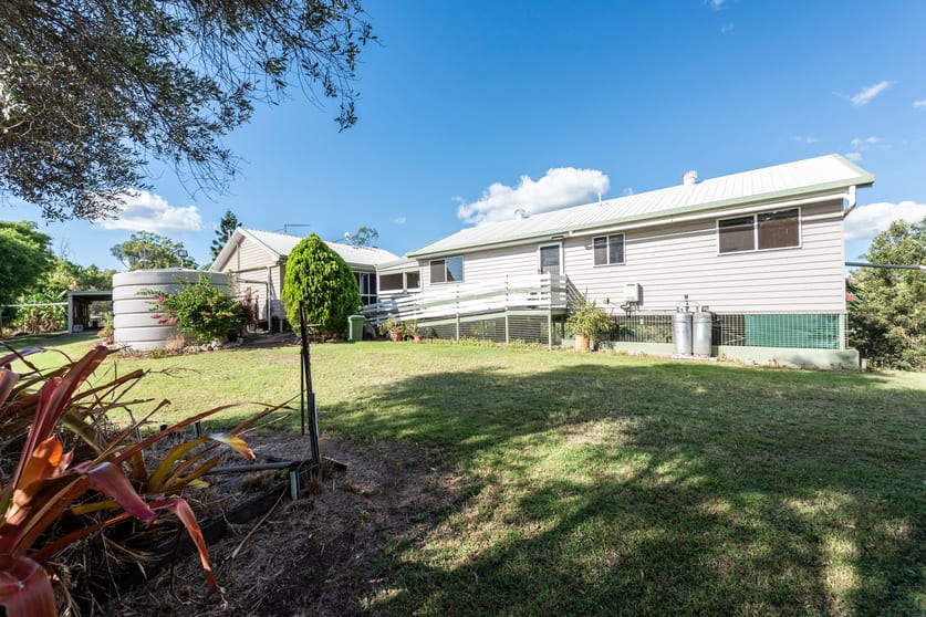 Click to view all images 286 Booths Road St Kilda QLD 4671 - Image 3