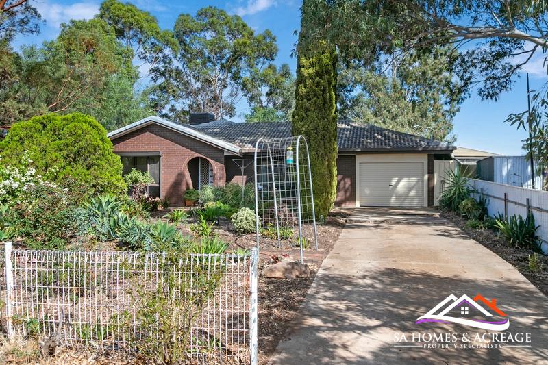 Click to view all images 11 Reed Road Hillier SA 5116 - Image 2
