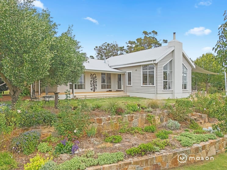 Click to view all images 133 Mount Boyle Road Kalgan WA 6330 - Image 3
