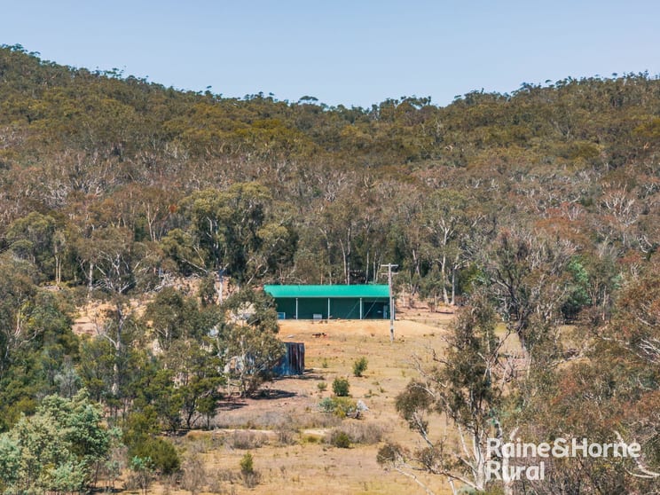 Click to view all images 42 Point Ondyong Road Currawang NSW 2580 - Image 1