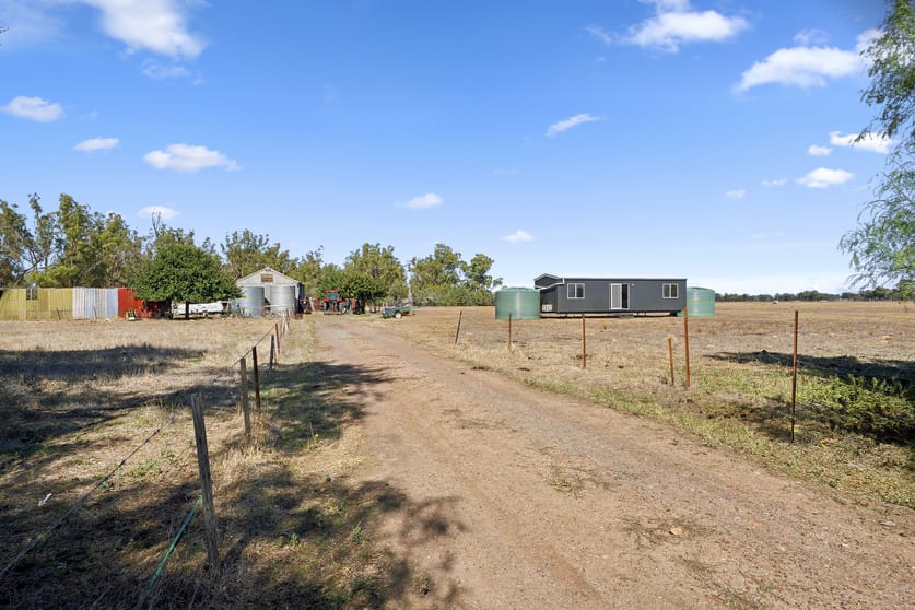 Click to view all images 1288 Murchison-Violet Town Road Arcadia South VIC 3631 - Image 2