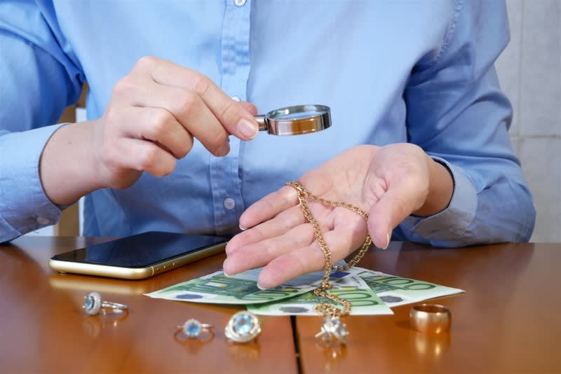 Clothing & Accessories  business for sale in VIC - Image 1