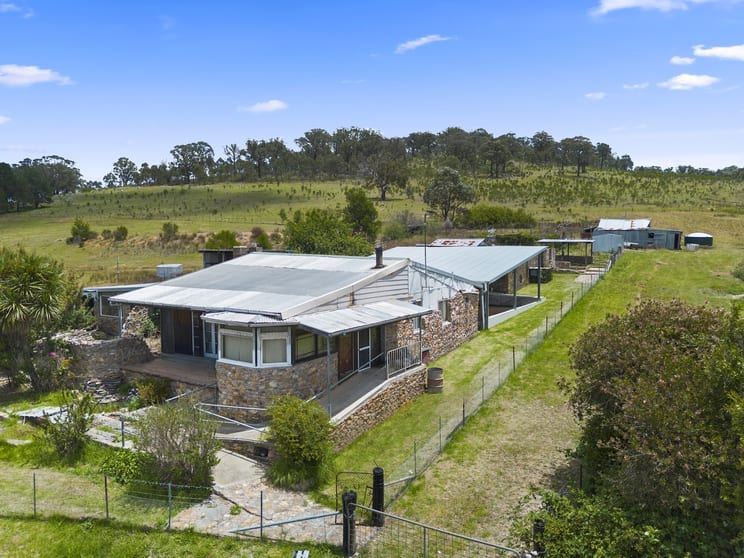 Click to view all images 435 Towrang Road Towrang NSW 2580 - Image 2
