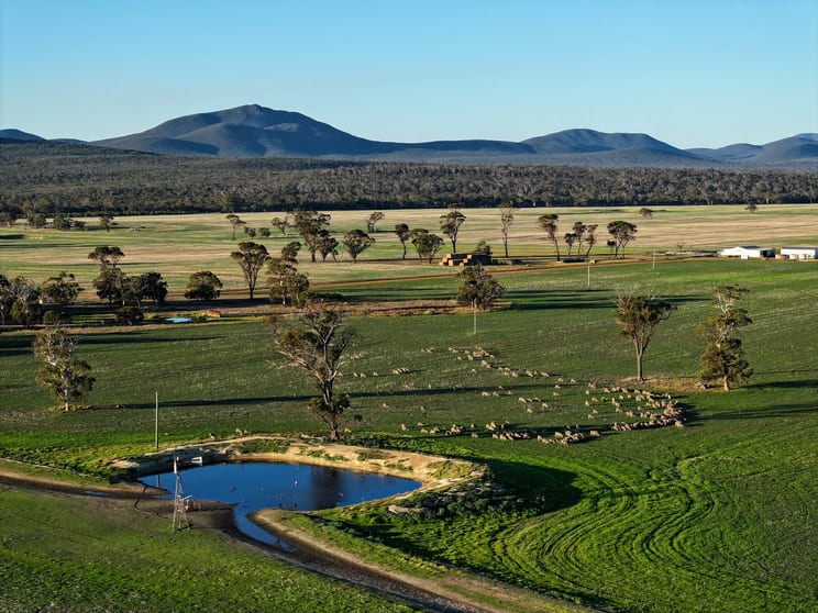 Click to view all images 712 View Range Road Kendenup WA 6323 - Image 1