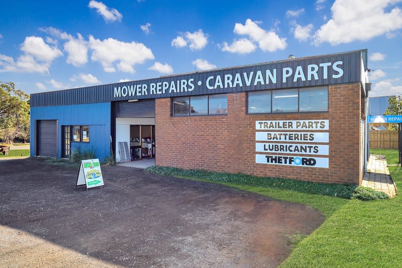 Click to view all images 115 Hurd Street Portland VIC 3305 - Image 2