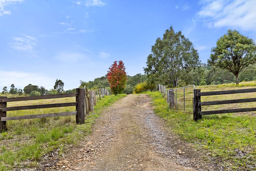 Click to view all images 1880 Glendonbrook Road Gresford NSW 2311 - Image 3
