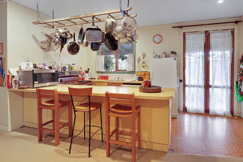 Click to view all images 1370 Old Tolmie Road Tolmie VIC 3723 - Image 3
