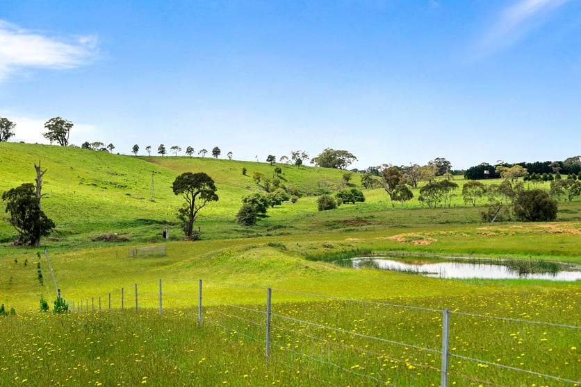 Click to view all images 373 Sallys Corner Road Exeter NSW 2579 - Image 1