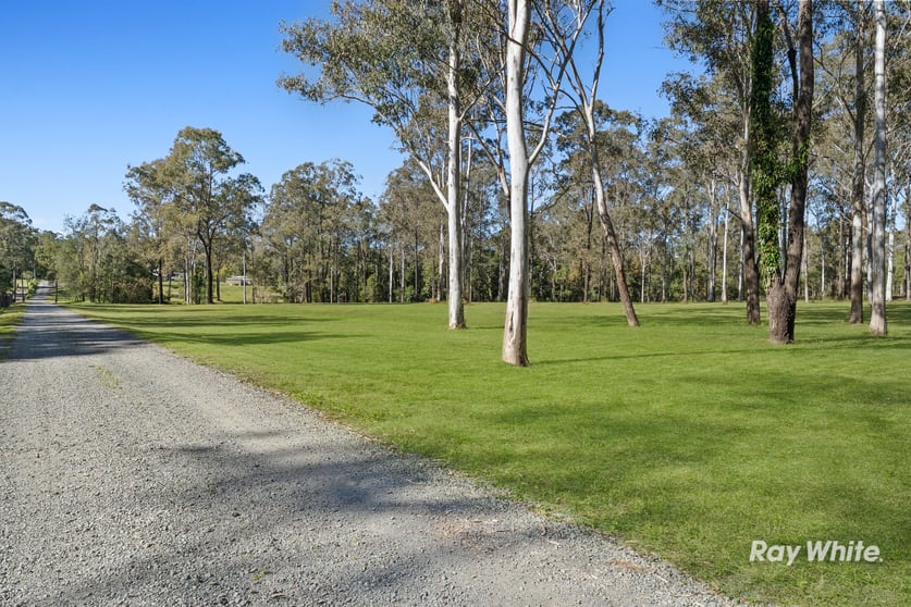 Click to view all images 164-178 Quinzeh Creek Road Logan Village QLD 4207 - Image 3