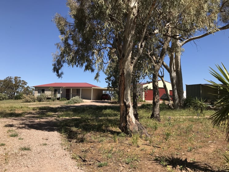 Click to view all images 89 Hoskins Rd Wilmington SA 5485 - Image 1