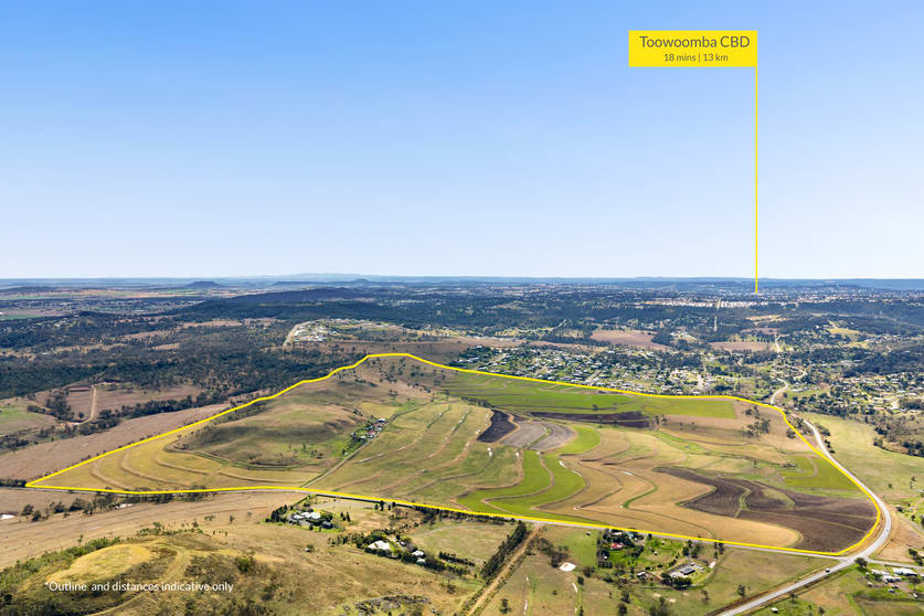 Click to view all images "Floristan" 86 Luck Road Hodgson Vale QLD 4352 - Image 2