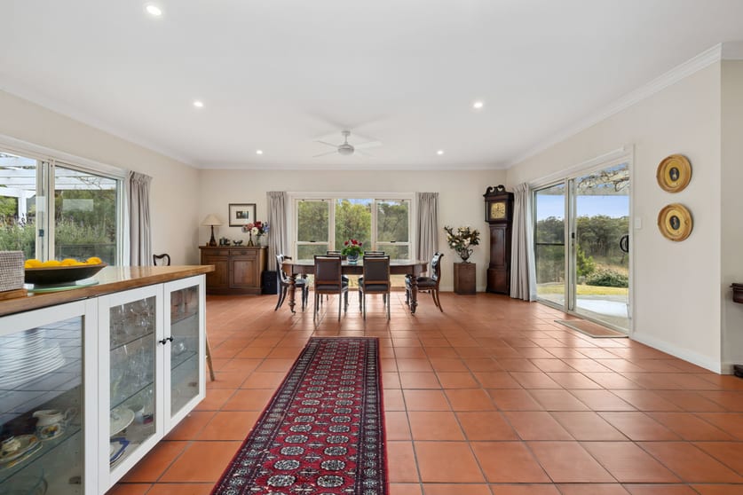 Click to view all images 411 Red Hills Road Marulan NSW 2579 - Image 2