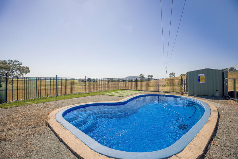 Click to view all images 149 Smart Road Koumala QLD 4738 - Image 3