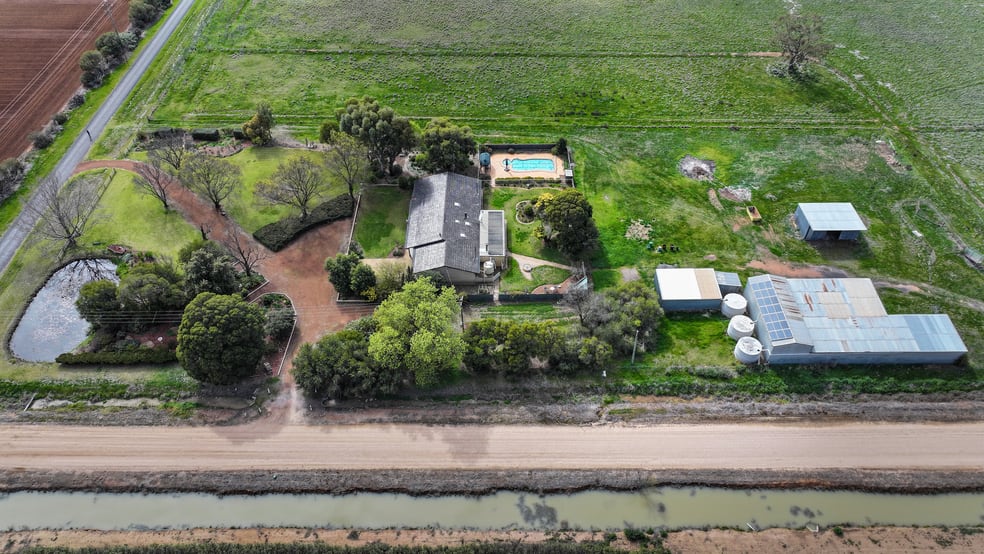 Click to view all images 271 Lawrence Road Bilbul NSW 2680 - Image 3
