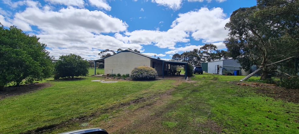 Click to view all images 147 Smuts Road Kendenup WA 6323 - Image 3