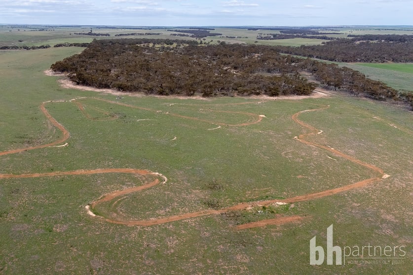 Click to view all images 11 Hundred Line Road Bowhill SA 5238 - Image 3