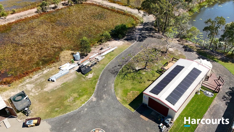 Click to view all images 304 RICHARDS ROAD Pacific Haven QLD 4659 - Image 2