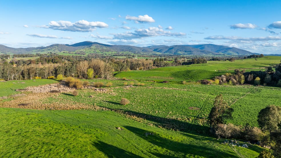 Click to view all images 1317 Wodonga-Yackandandah Road Yackandandah VIC 3749 - Image 2