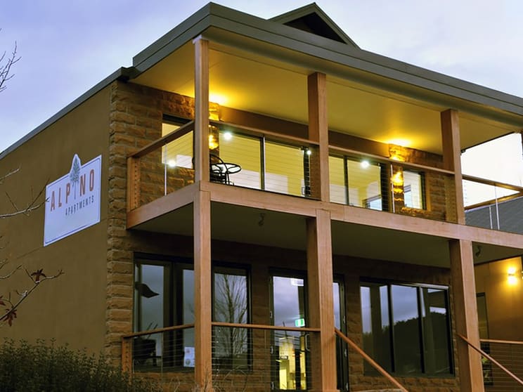 Click to view all images Motel business for sale in Marysville - Image 1