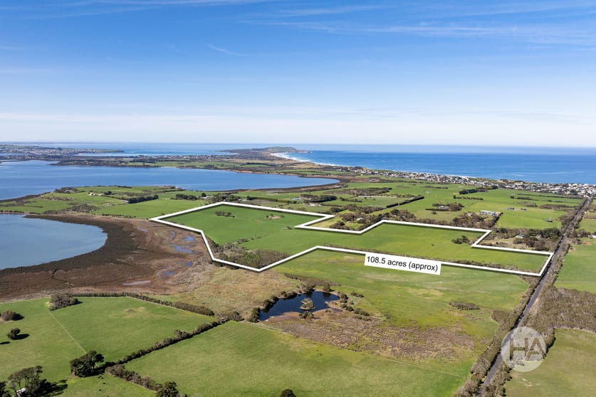 Click to view all images 92 Mcfees Road Rhyll VIC 3923 - Image 2