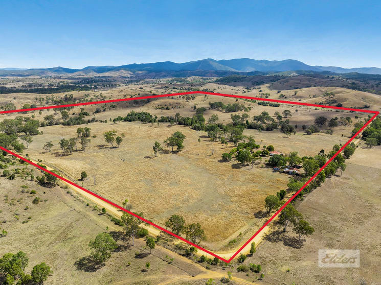 Click to view all images 1593 East End Road Bracewell QLD 4695 - Image 1