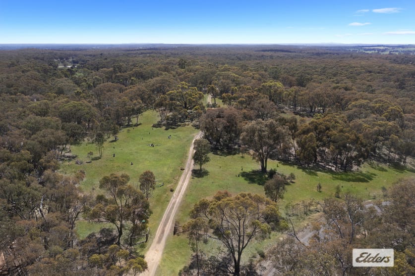 Click to view all images 178 Huddle Road Myrtle Creek VIC 3551 - Image 2