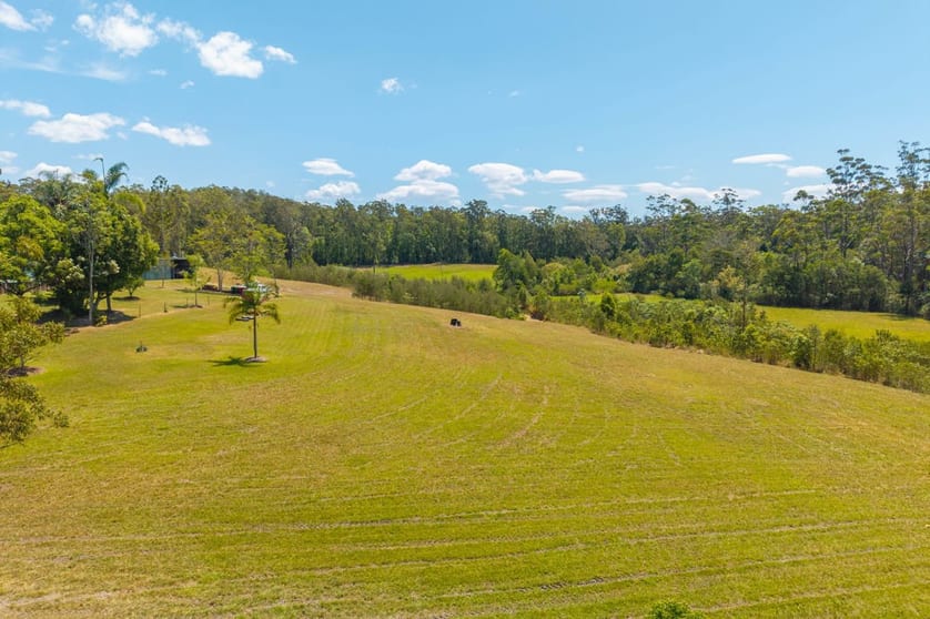 Click to view all images 365 Larkins Road Deep Creek NSW 2440 - Image 3