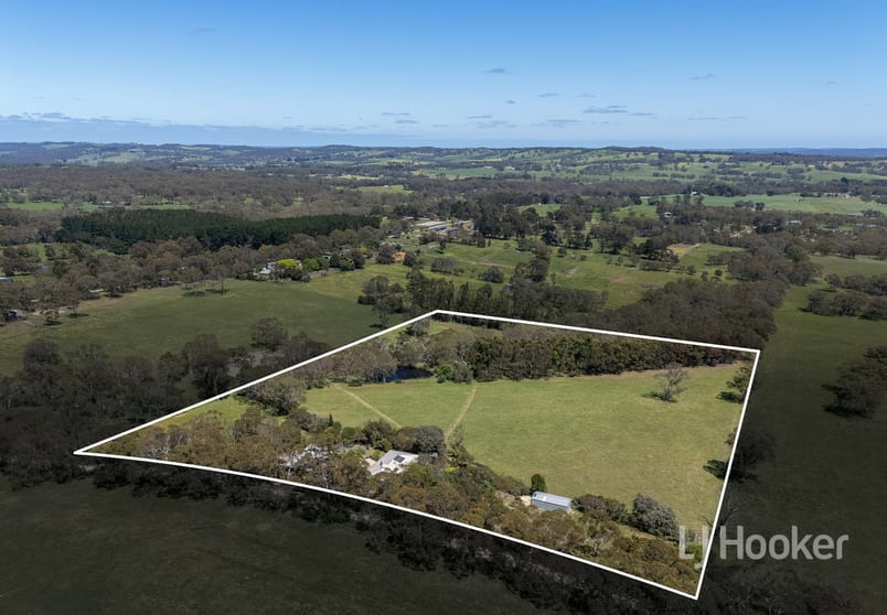 Click to view all images 174 Dunn Road Bugle Ranges SA 5251 - Image 3