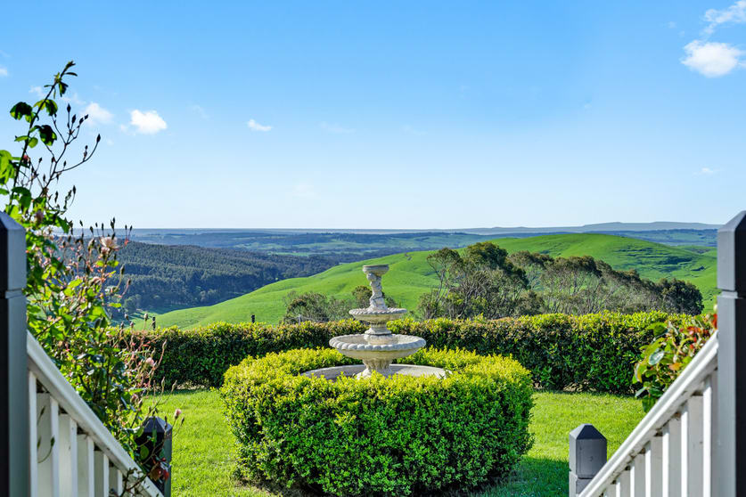 Click to view all images 34 Milne Road Ryanston VIC 3992 - Image 2