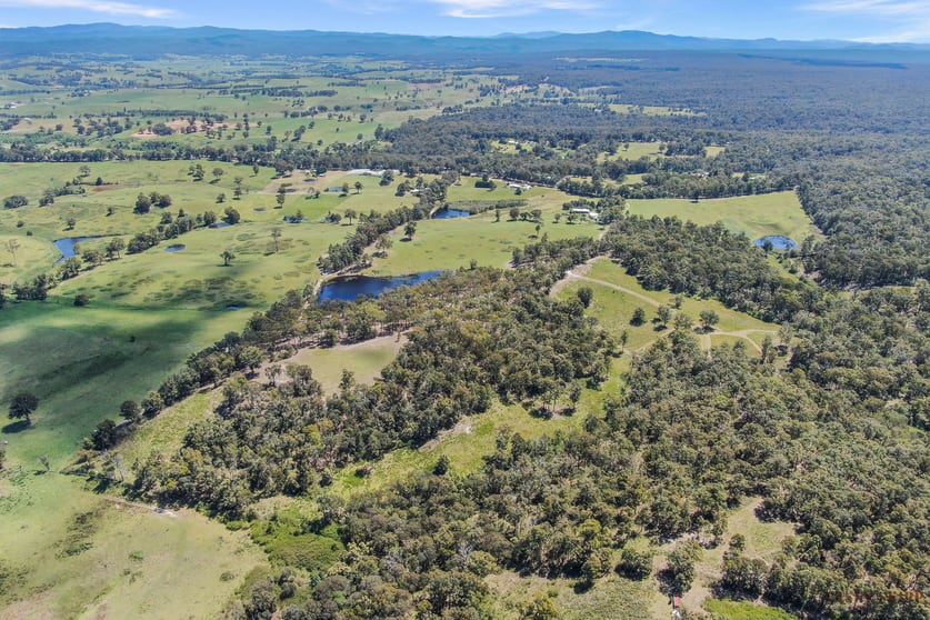 Click to view all images 228 Cunningham Road Swan Reach VIC 3903 - Image 3
