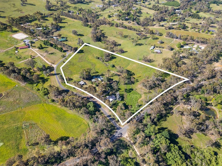 Click to view all images 8 Wildon Avenue Yackandandah VIC 3749 - Image 1