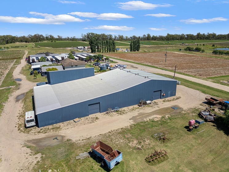 Click to view all images 193 Newlands Rd Cottonvale QLD 4375 - Image 3