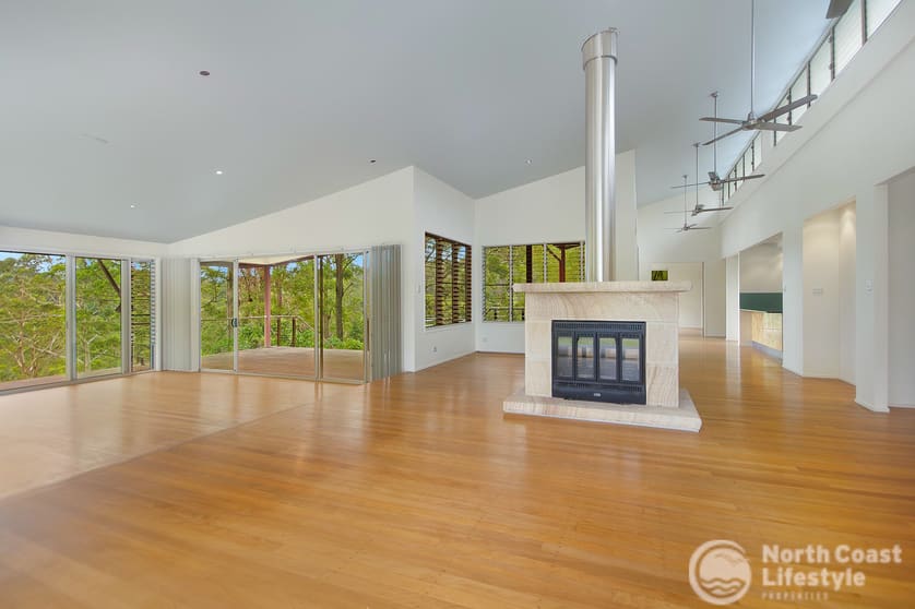 Click to view all images 35 Wallaroo Drive Burringbar NSW 2483 - Image 1